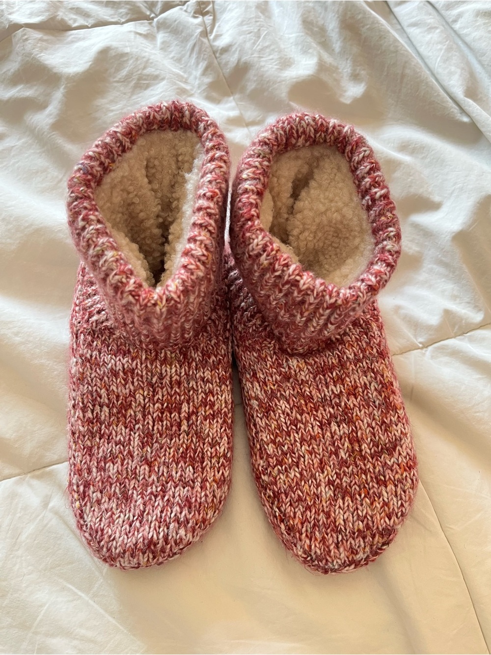 Bombas Marled Pink Knit Sherpa-Lined Women's grippy Slippers
